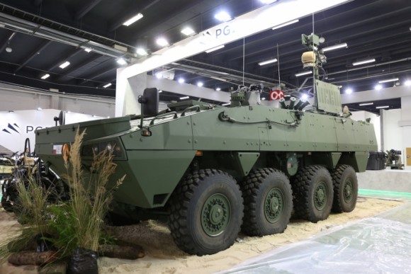 MSPO 2022 Rozpoznawcze Rosomaki dla artylerii zamówione MSPO Defence24