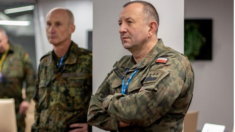 Gen Gromadziński odwołany z Eurokorpusu Postępowanie SKW Defence24