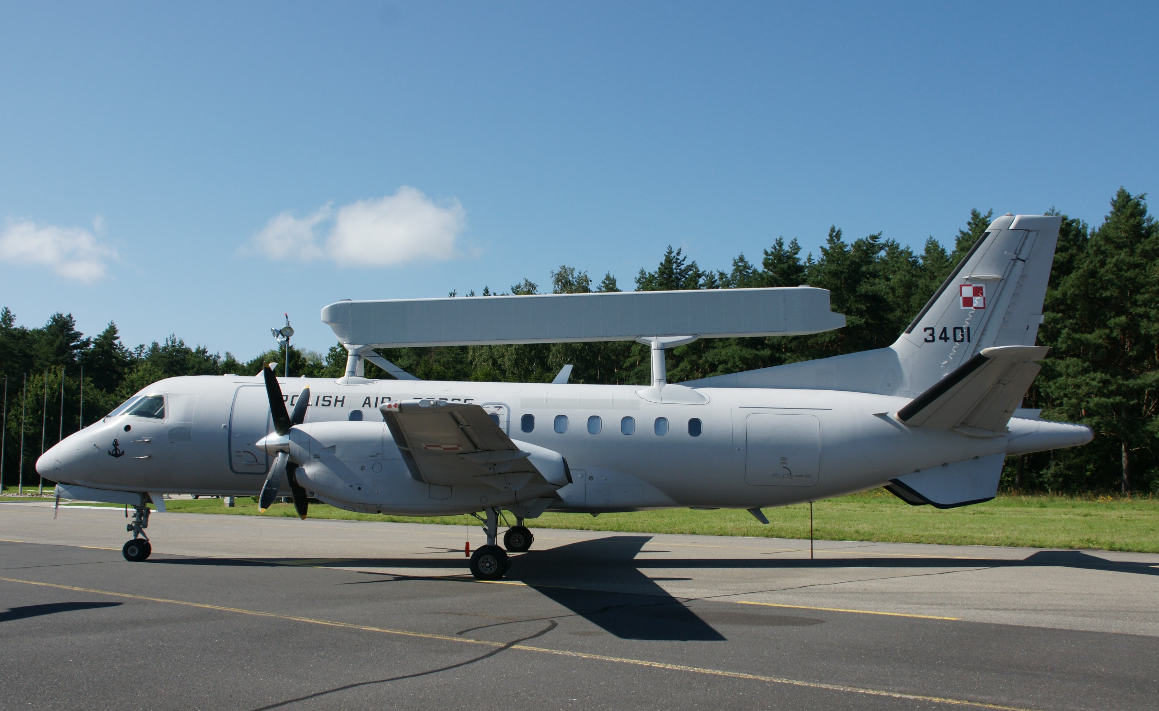 Samolot wczesnego ostrzegania Saab 340 AEW z bliska [FOTO]