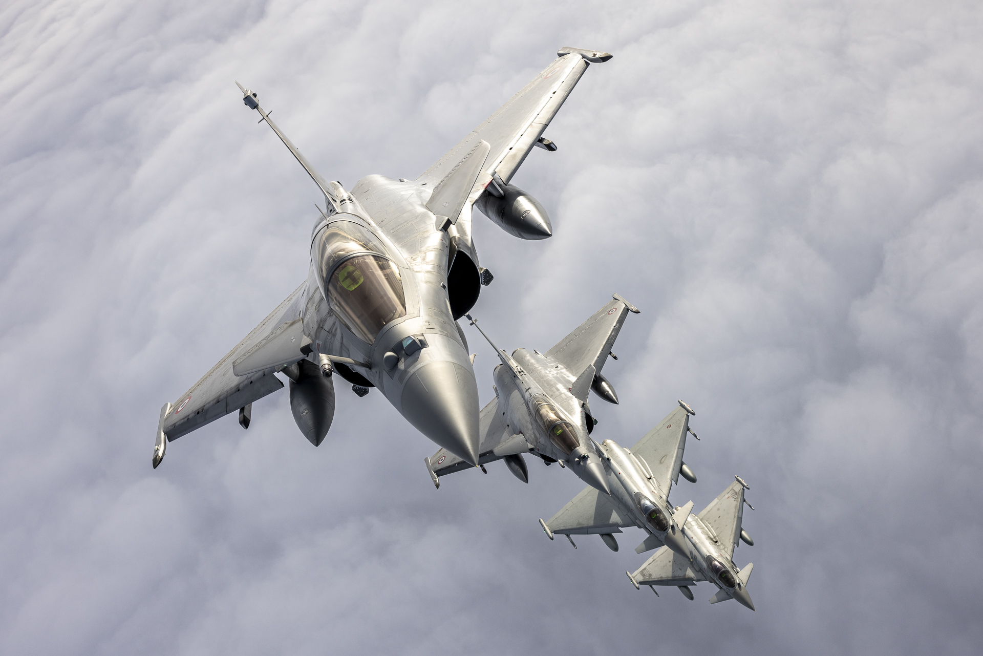 France: Too Few Warheads for Effective Nuclear Deterrence?