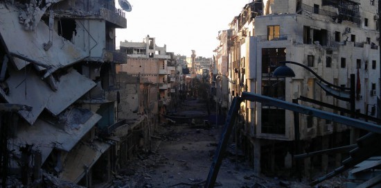 Zniszczenia miast mogą doprowadzić do pełnego odwrócenia się społeczeństwa od obecnych władz - fot. AFP
