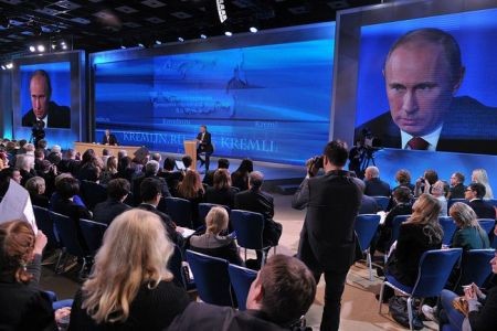 Najważniejszy w rosyjskich rachubach jest czas, to on przynosi niespodziewane zwroty wydarzeń, które politycy pokroju Władimira Putina potrafią wykorzystać- fot. kremlin.ru