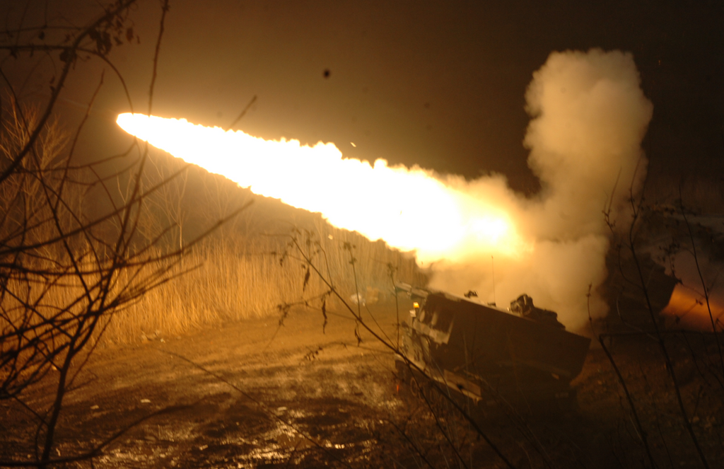 Wyrzutnia systemu MLRS Fot. Staff Sgt. Timothy Hughes, 75th Fires Brigade PAO