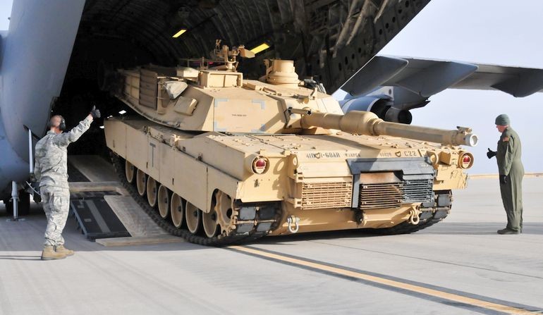 Czołg Abrams w wariancie M1A2 SEP V2. Saudyjczycy dysponują maszynami w wersji M1A2S. Fot. US Army