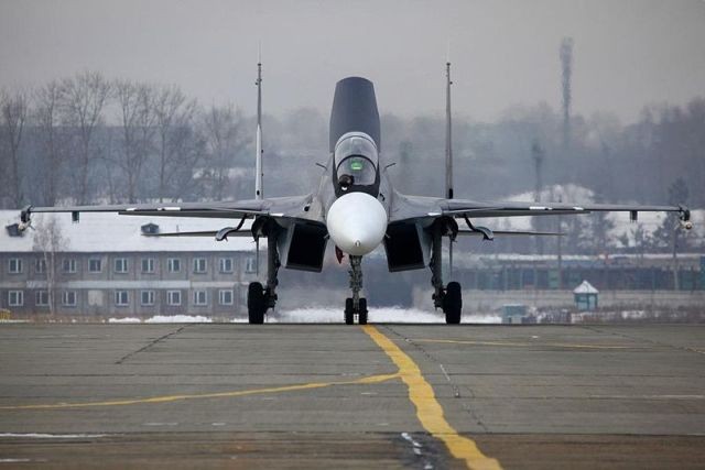SU-30SM podczas startu. – fot. wikimedia