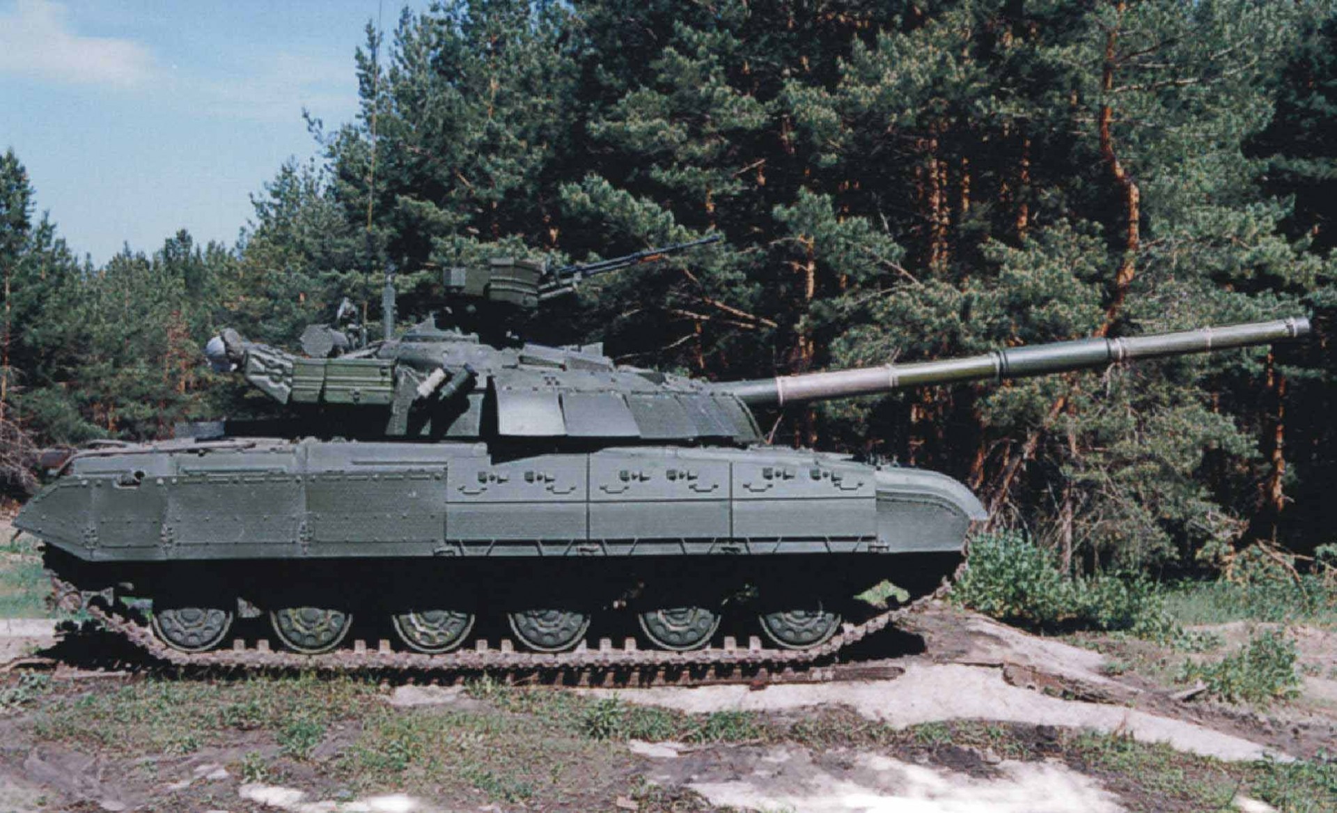 T-64 fot. CHKBM
