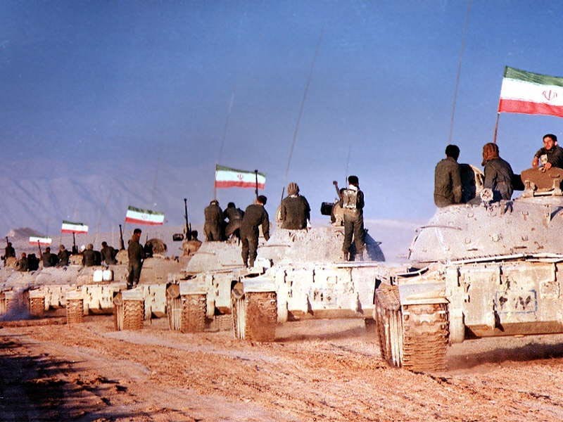 Irańskie czołgi T-55. –fot. Iran Islamic Republican Army