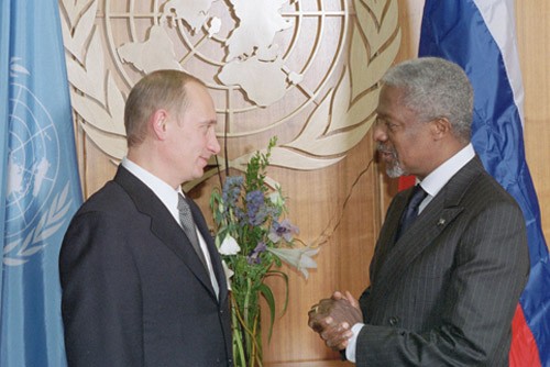 Władimir Putin i Kofi Annan/fot. Wikipedia