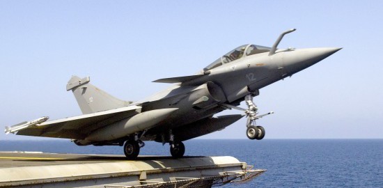 Ze względu na zamieszanie w Indiach, podpisanie kontraktu na zakup Rafale może opóźnić się o kolejne miesiące - fot. US Navy