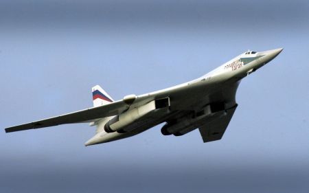 Rosyjski bombowiec strategiczny Tu-160 Blackjack / Fot. mil.ru