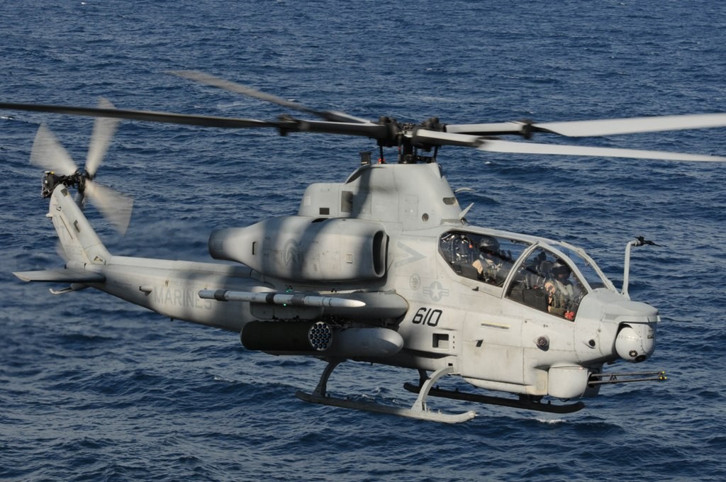 Śmigłowiec szturmowy AH-1Z Cobra, pomimo wyglądu protoplasty z lat 60. XX wieku to zupełnie inna maszyna - fot. US Navy
