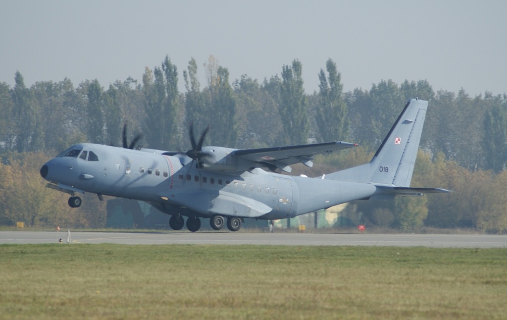 Jedna z krakowskich C-295M - fot. Łukasz Pacholski