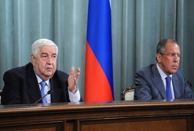 Ministrowie spraw zagranicznych Syrii (po lewej) Walid al-Muallim i Rosji Siergiej Ławrow - fot. http://syrianfreepress.files.wordpress.com