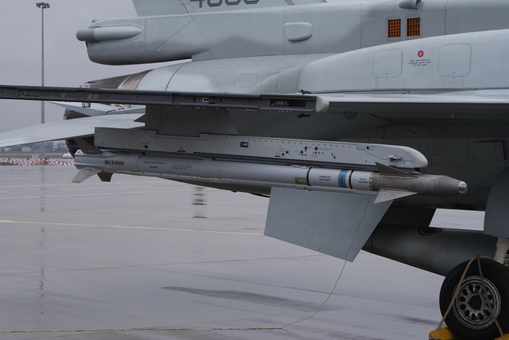 Turcy chcą pozyskać kolejną partię pocisków AIM-9X Sidewinder - fot. Łukasz Pacholski