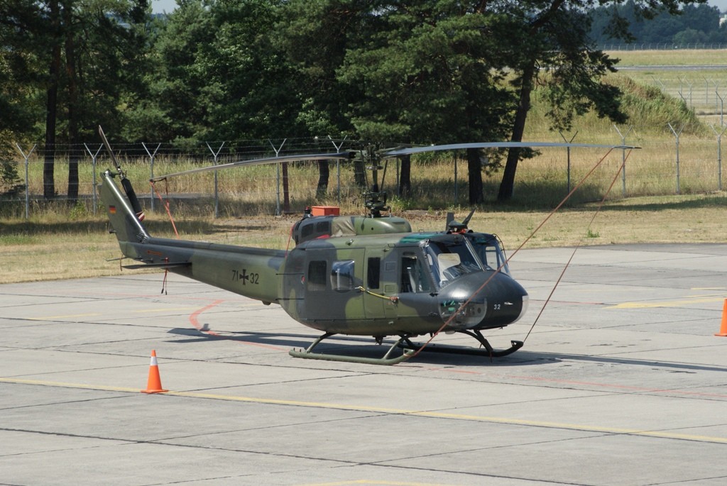 Niemcy sfinalizowali program pozyskania nowych śmigłowców dla wojska, w ramach którego do muzeum trafią stare Bell UH-1D Huey – fot. Łukasz Pacholski