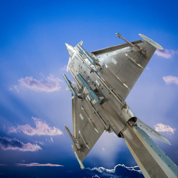 BAE Systems przeprowadził badania tunelowe samolotu Eurofighter Typhoon, z podwieszonymi trzema rakietami AGM-84 Harpoon (BAE Systems)