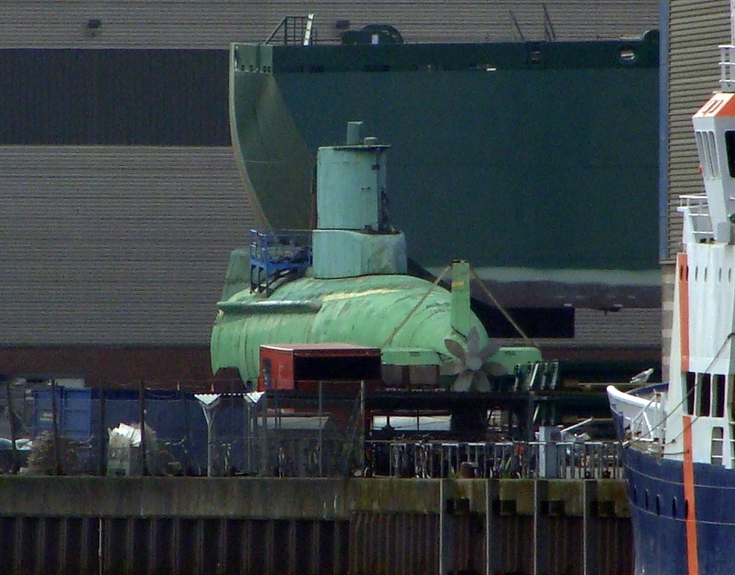 Siły morskie Izraela przyjęły na stan piąty okręt podwodny typu Dolphin II. Na zdjęciu czwarty okręt z serii - INS „Tanin” – fot. kielnavyblog.blogspot.com
