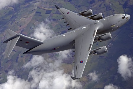 Brytyjczycy planują zakup kolejnej pary samolotów C-17 Globemaster III - fot. Boeing