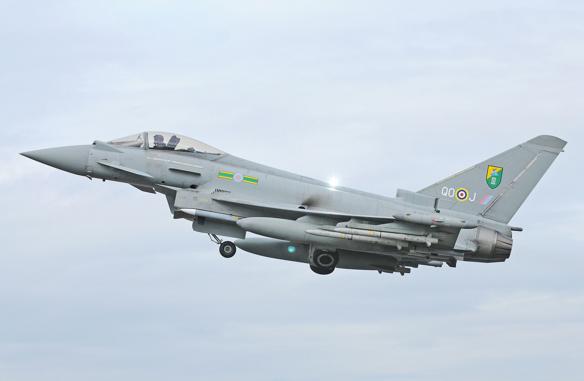 Brytyjski Eurofighter Typhoon - fot. RAF