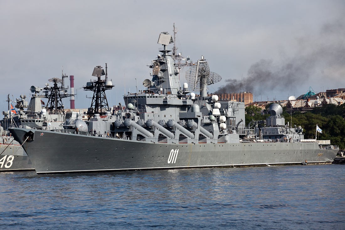 Krążownik „Wariag” z floty Pacyfiku dołączy do zespołu okrętowego w pobliżu Syrii – fot. army-news.ru
