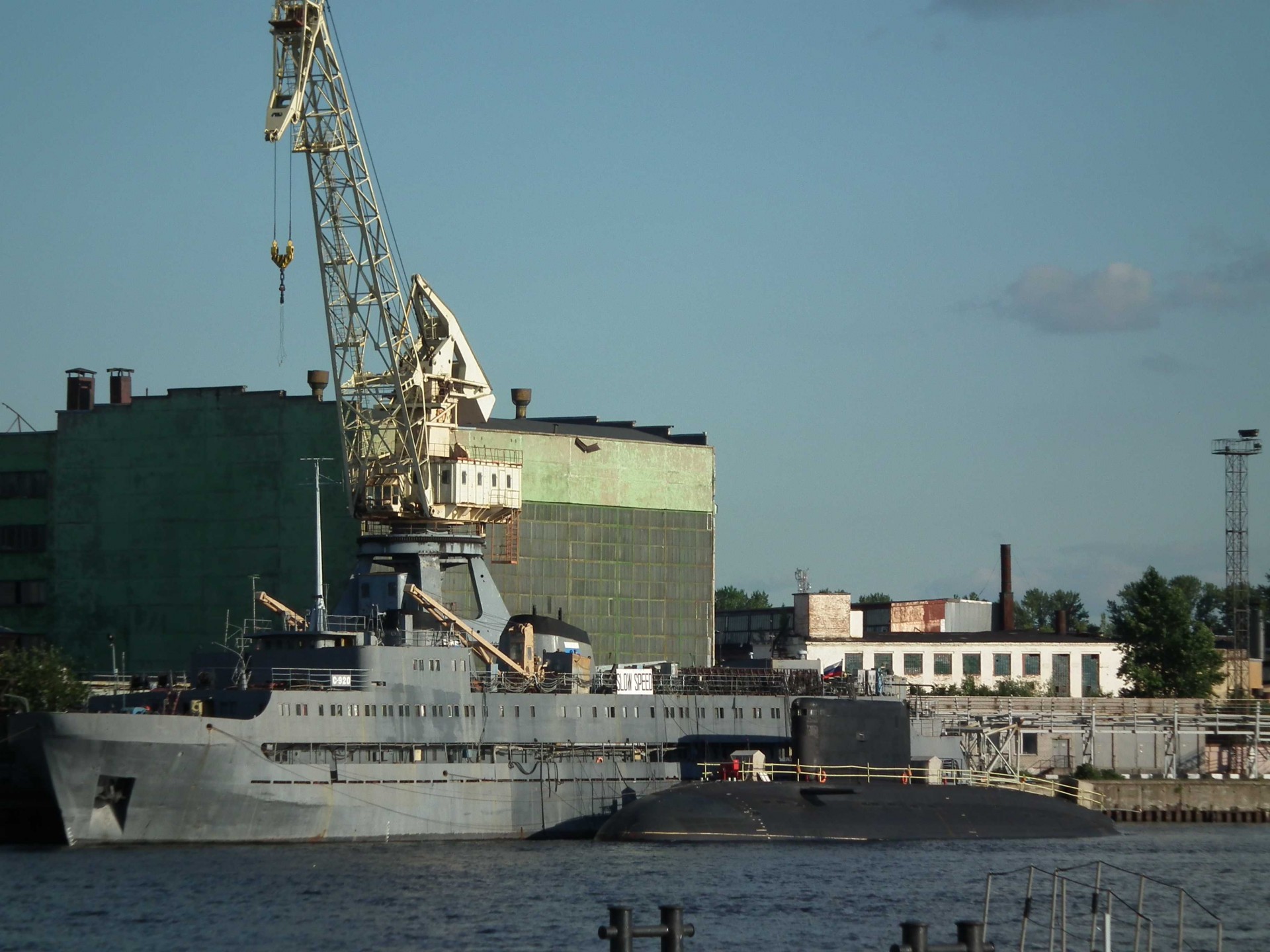Wietnamski okręt podwodny proj.  636M w stoczni w Sankt Petersburgu- fot. Andrzej Nitka