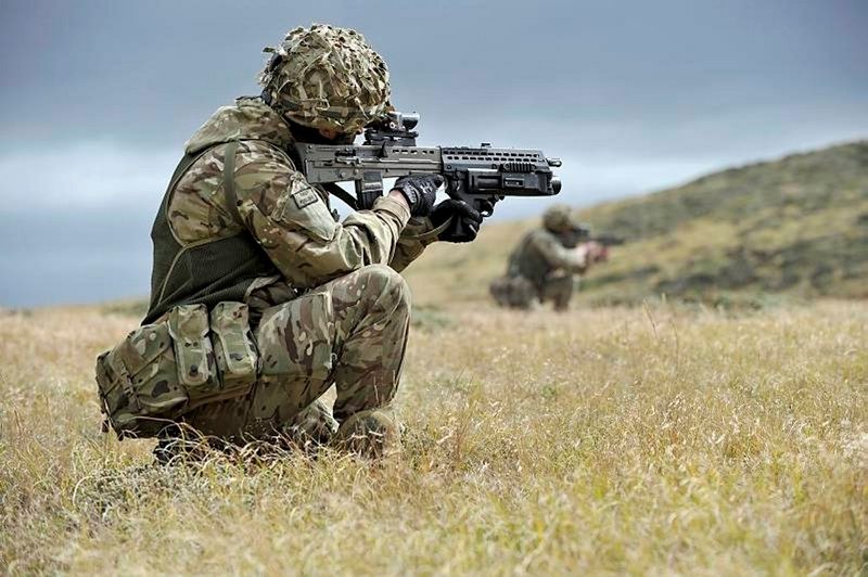 Brytyjscy instruktorzy będą brać udział w szkoleniach na Ukrainie. Fot. MoD UK.