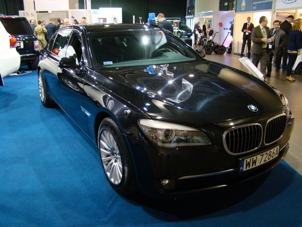 Limuzyna BMW 7 należąca do BOR identyczna z pojazdem którym jechał prezydent Duda. Fot. J. Sabak