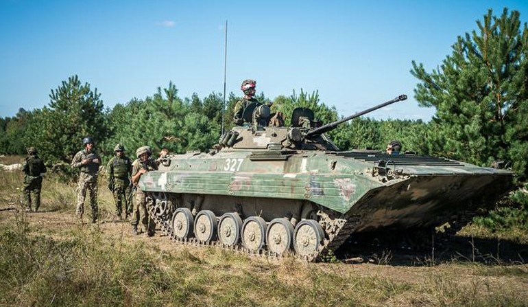 Ukraiński BWP typu BMP-2. Fot. plut. Patryk Cieliński