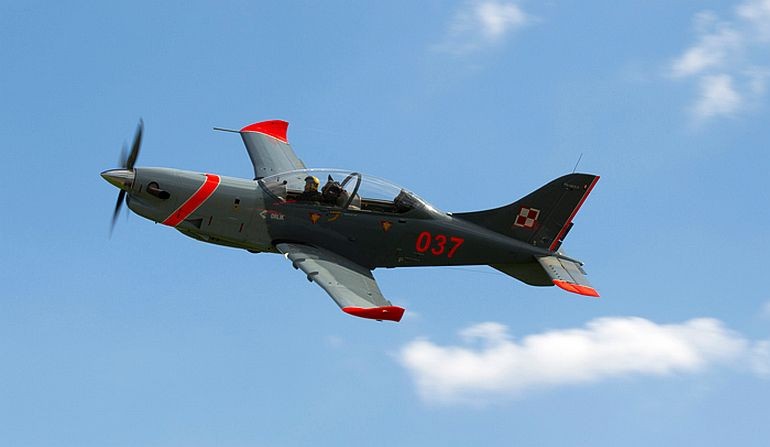 Samolot PZL-130 Orlik TC-II - fot. EADS PZL-Okęcie