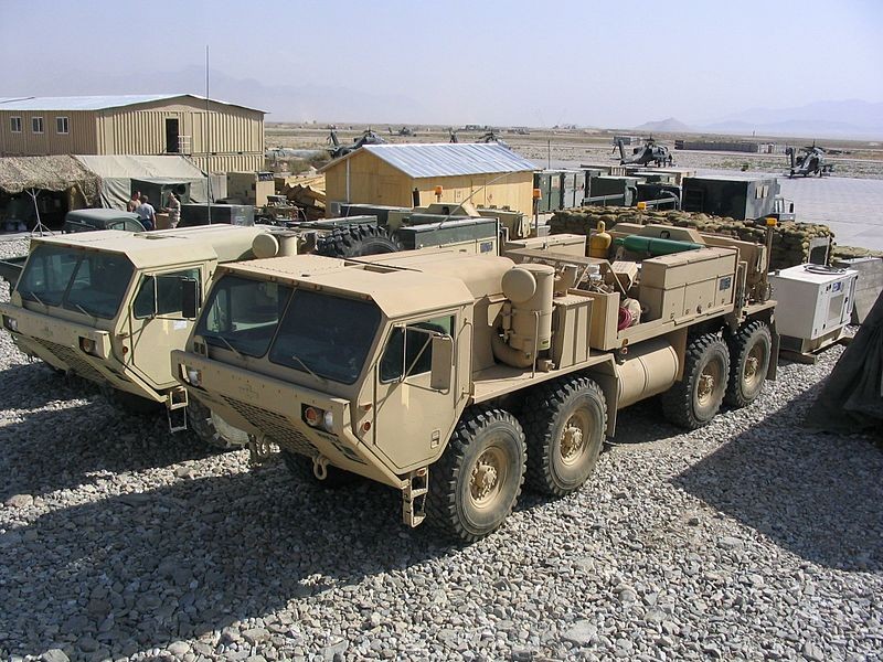 Irak dostanie od Amerykanów miedzy innymi części zamienne do pojazdów HEMTT, a także do czołgów i haubic samobieżnych – fot. M.Dura