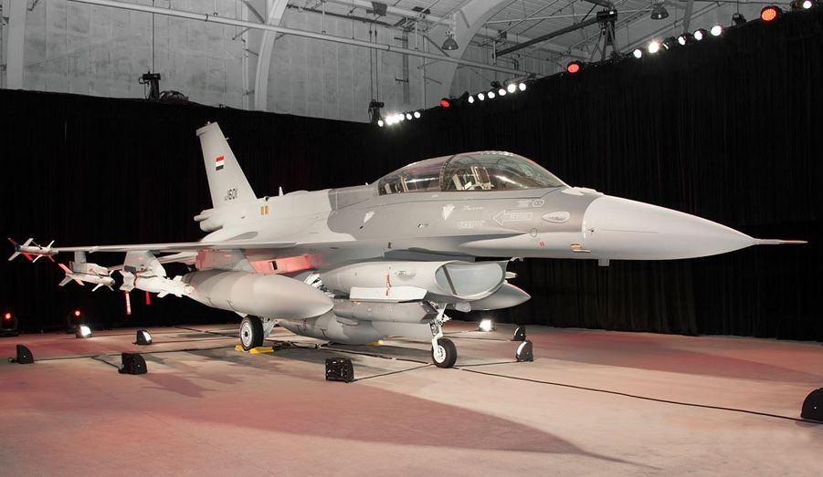 F-16 IQ w Fort Hood. Za kilka miesięcy znajdzie się w Iraku. - fot. Lockheed Martin