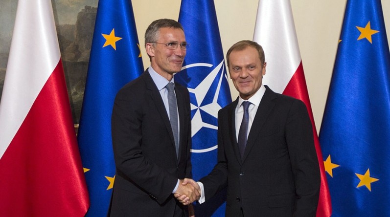 Prezes Rady Ministrów Donald Tusk z przyszłym sekretarzem generalnym NATO Jensem Stoltenbergiem. Fot. KPRM.