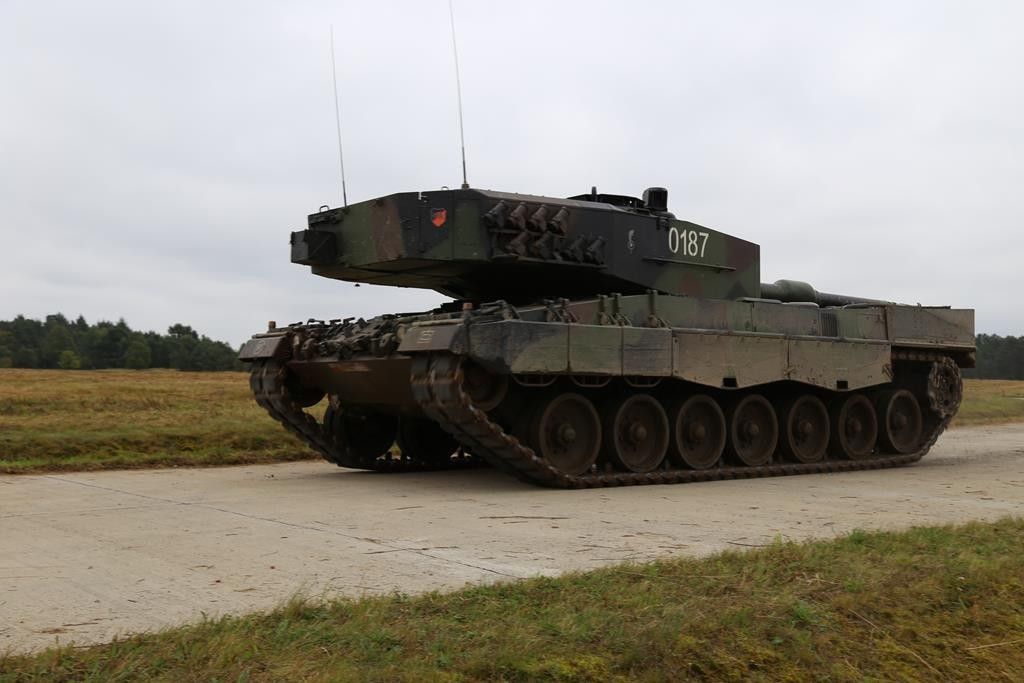 Leopard2A4 na manewrach Dragon-17. Fot. Rafał Lesiecki / Defence24.pl