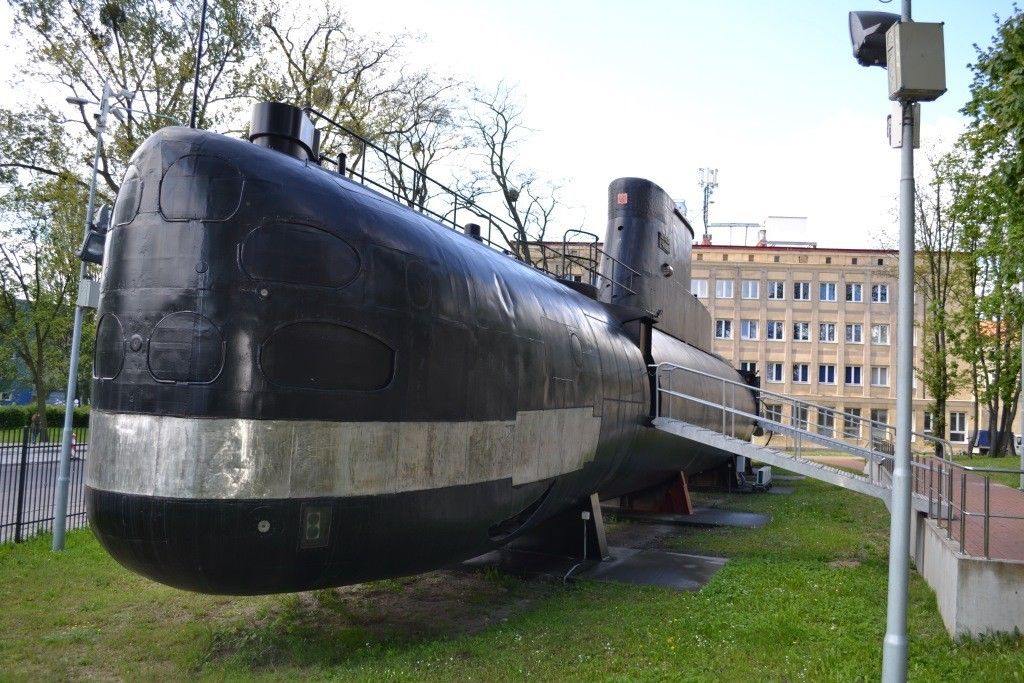 Odwiedzający AMW w Gdyni będą mogli zwiedzić m.in. symulator umieszczony w postawionym na ladzie okręcie podwodnym typu Kobben – fot. M.Dura