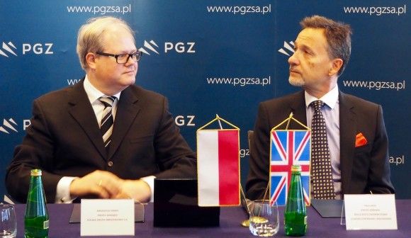 Prezes PGZ Arkadiusz Siwko i Prezes  Rolls-Royce International (Europa Centralna i Wschodnia) Paul Kaye - fot. Juliusz Sabak