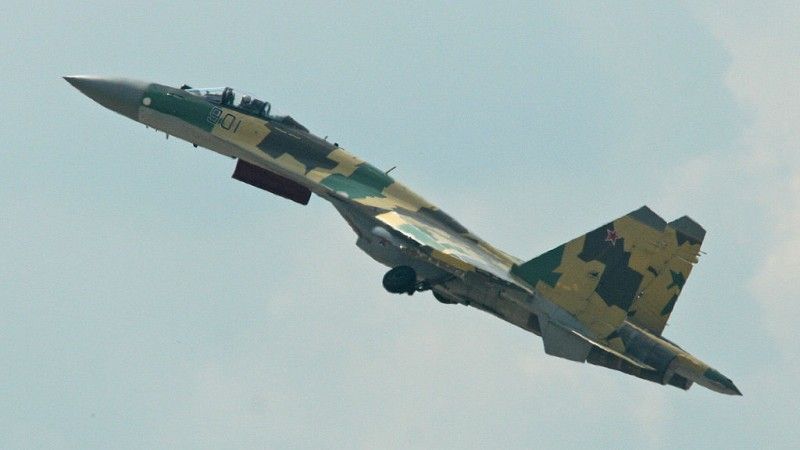 Szkolenie bojowe Su-35 w Karelii. Mapa: Defence24.pl