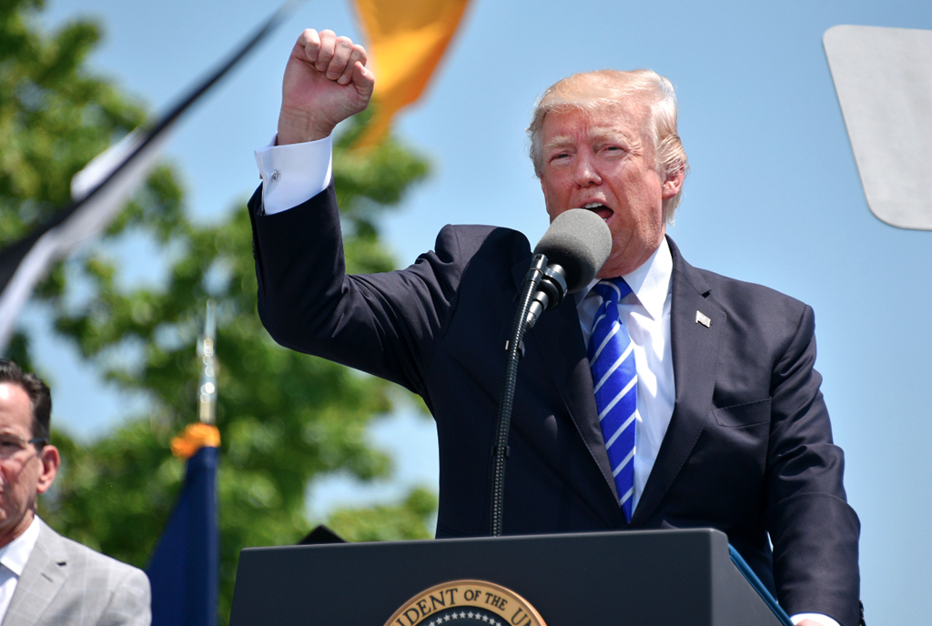 Trump bierze New Hampshire. Starcie z Bidenem przesądzone?