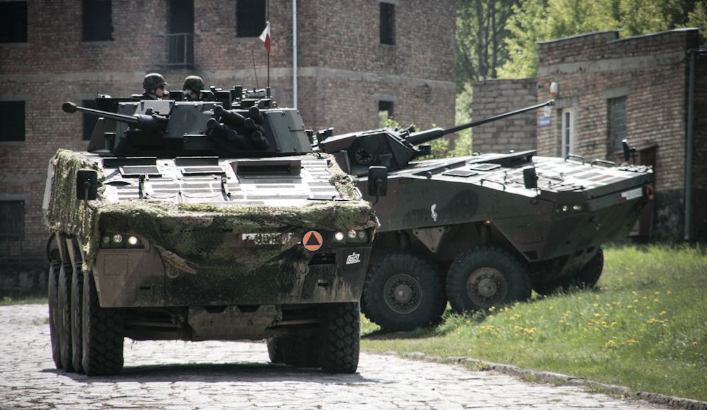 Polski BMS zaprezentowany wojskowym