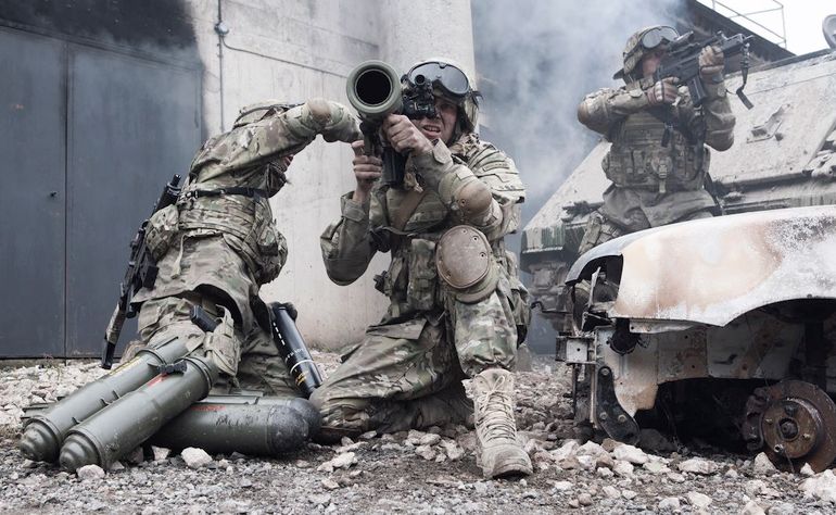 Norwegia stawia na amunicję programowalną do granatników