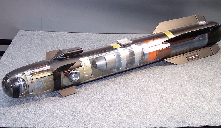 The Netherlands buys missiles for Apache and drones