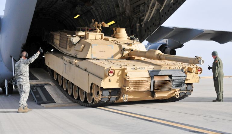 Departament Stanu o czołgach: Staramy się koordynować z sojusznikami tak, by jak najwięcej sprzętu trafiło na Ukrainę