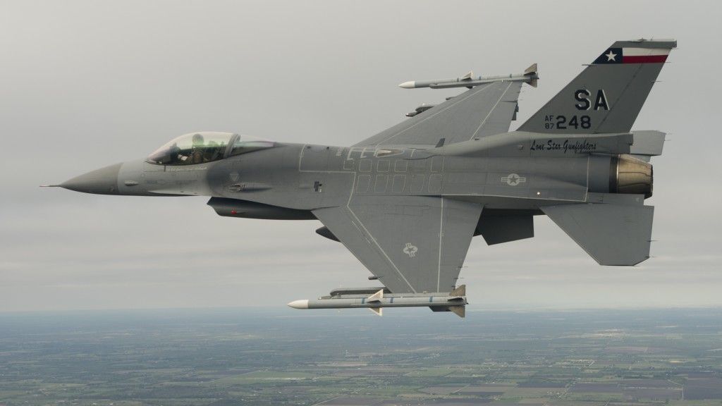 Lockheed Martin oferuje modernizację myśliwców F-16 do standardu F-16V, w celu utrzymania ich wartości bojowej w nadchodzących latach. Fot. Lockheed Martin.