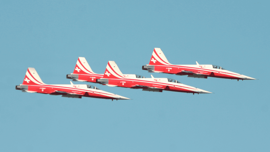 Podczas Air Show wystąpi m.in. szwajcarski zespół Patrouille Suisse. Fot.Mike Lehmann /Wikimedia/CC BY SA 3.0 [https://creativecommons.org/licenses/by-sa/3.0/deed.en]