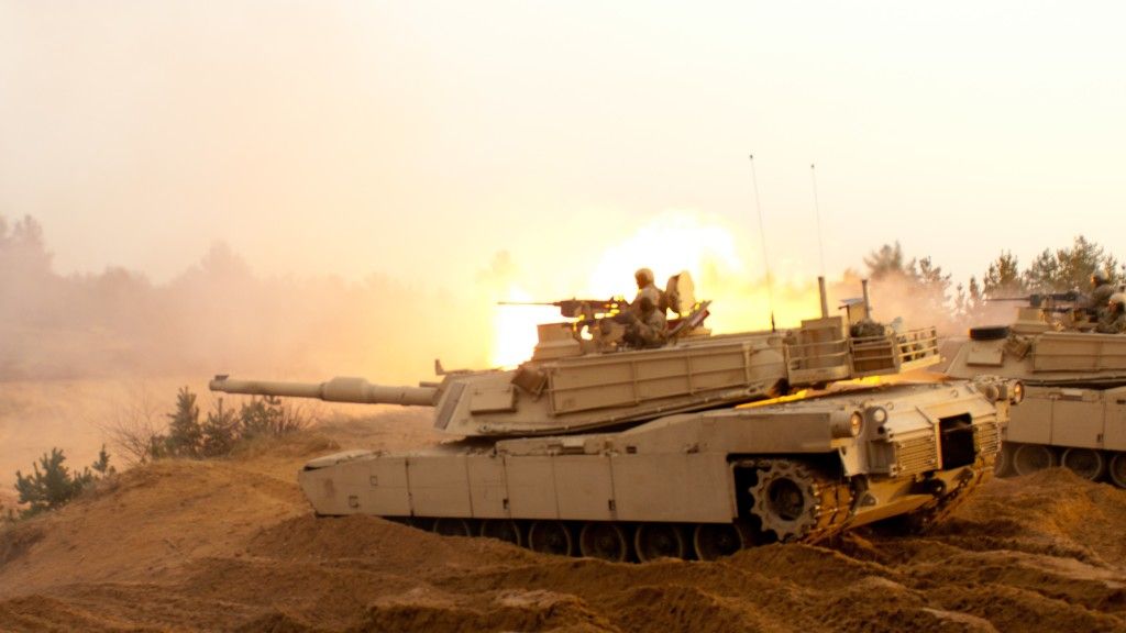 Czołg Abrams biorący udział w ćwiczeniach rotacyjnych na Łotwie. Fot. Sgt. Angela Parady/US DoD.
