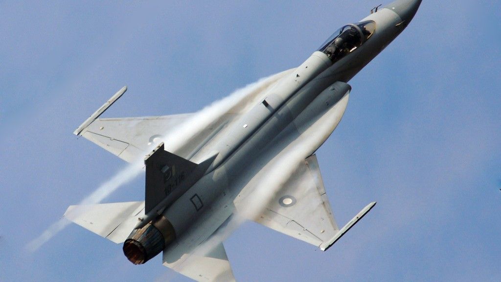 Arabia Saudyjska jest zainteresowana kupnem pakistańskich samolotów JF-17 – fot. start-end-with.blogspot.com