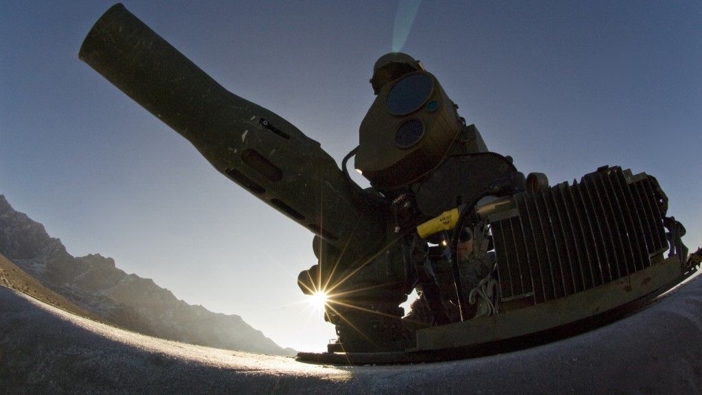 Wyrzutnia przeciwpancernych pocisków kierowanych TOW. Fot. Raytheon.