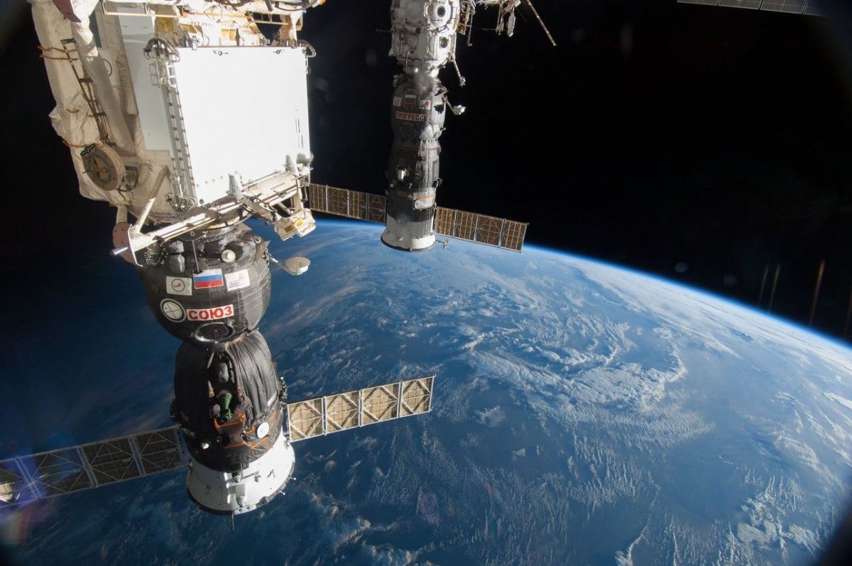 Sojuz i Progress zadokowane do ISS. Fot. NASA