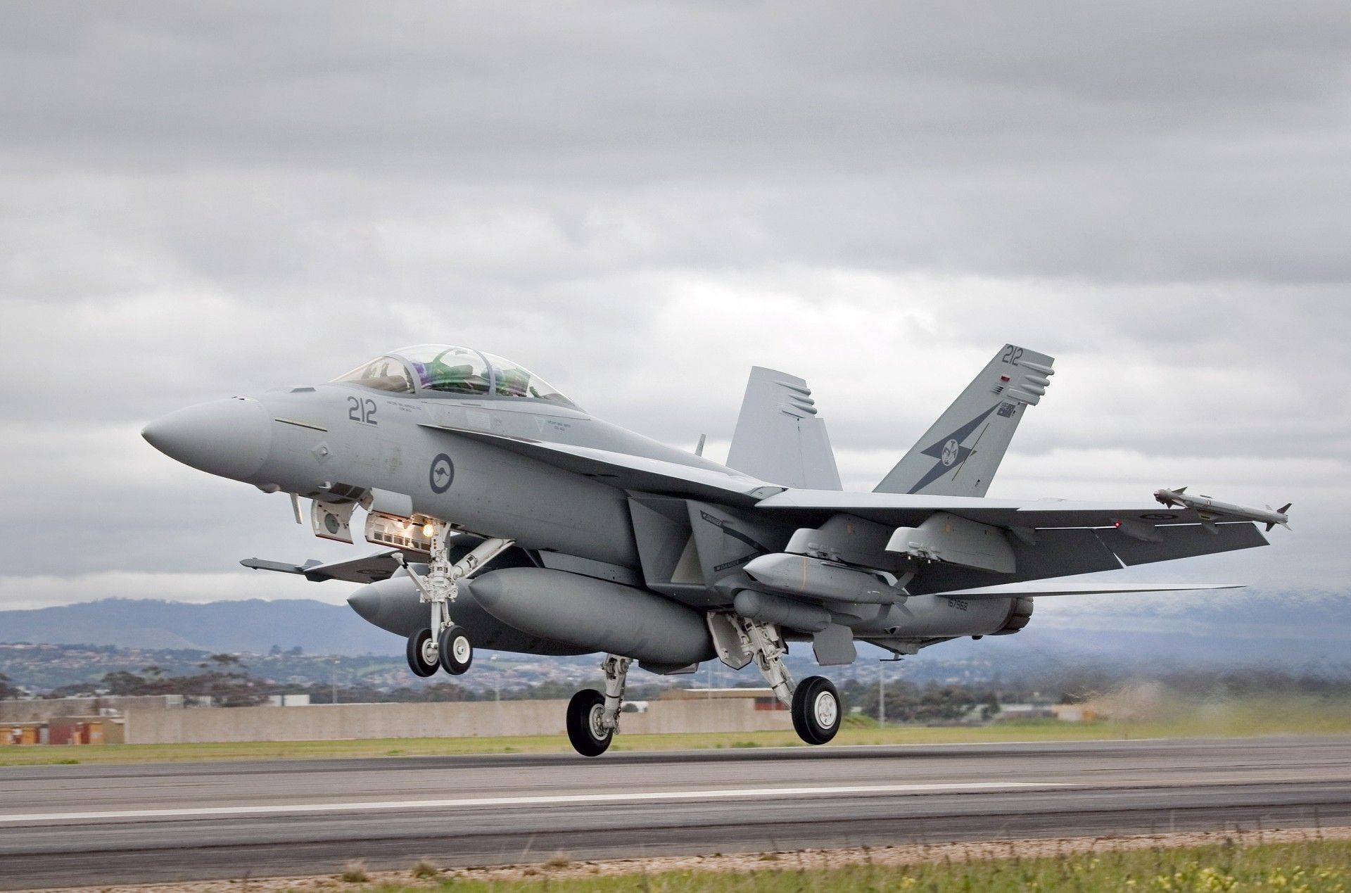 Pociski AIM-9X-2 będą stanowić między innymi uzbrojenie myśliwców F/A-18 Super Hornet australijskich sił powietrznych. Fot. defence.gov.au/Australian Goverment Department of Defence.