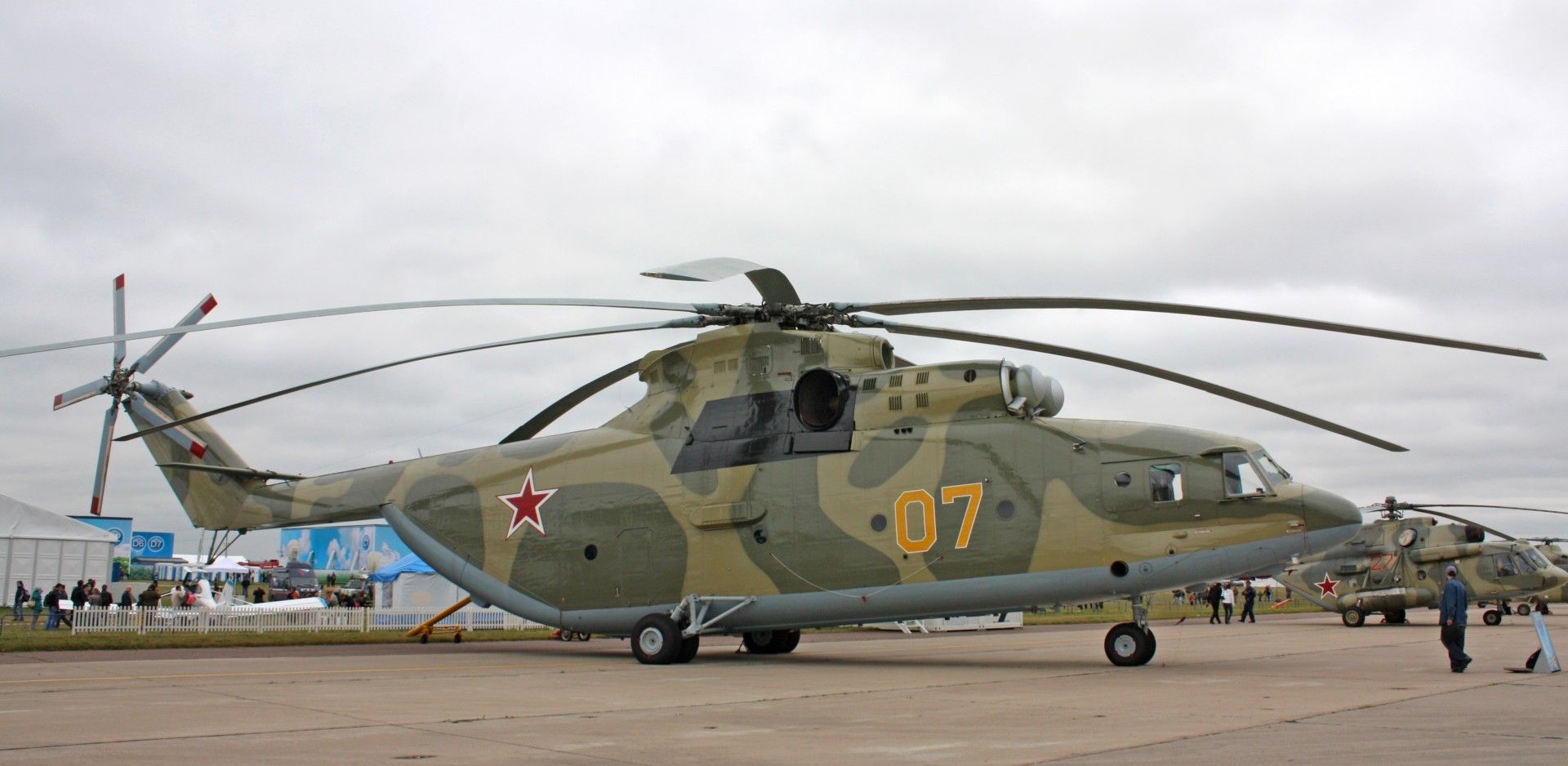 Chiny prawdopodobnie będą wspólnie z Rosją pracowały nad nową wersją śmigłowca Mi-26 – fot. Doomych/Wikipedia