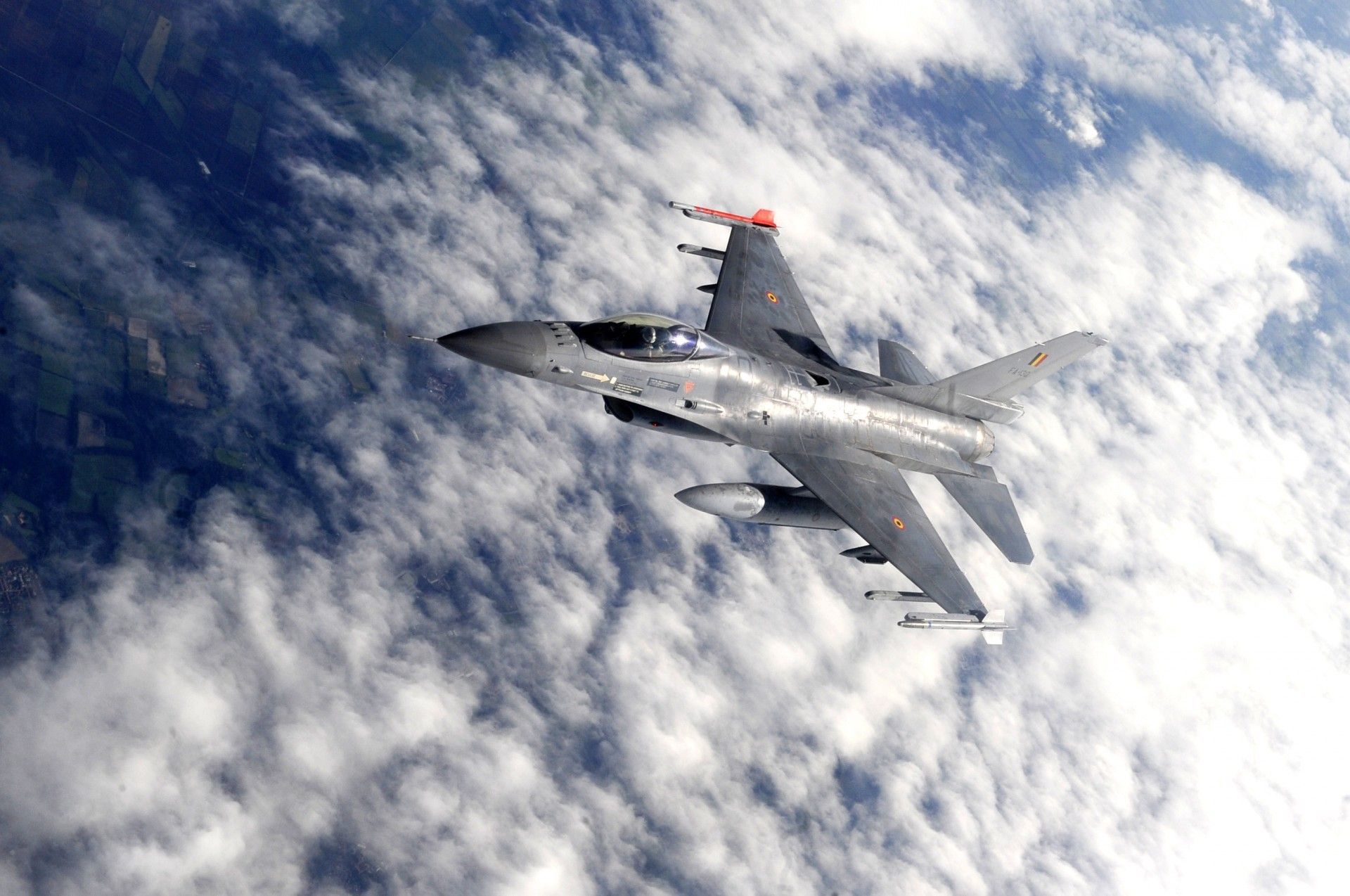 Belgia szuka następców eksploatowanych obecnie myśliwców F-16. Fot. Senior Airman Ethan Morgan/USAF.